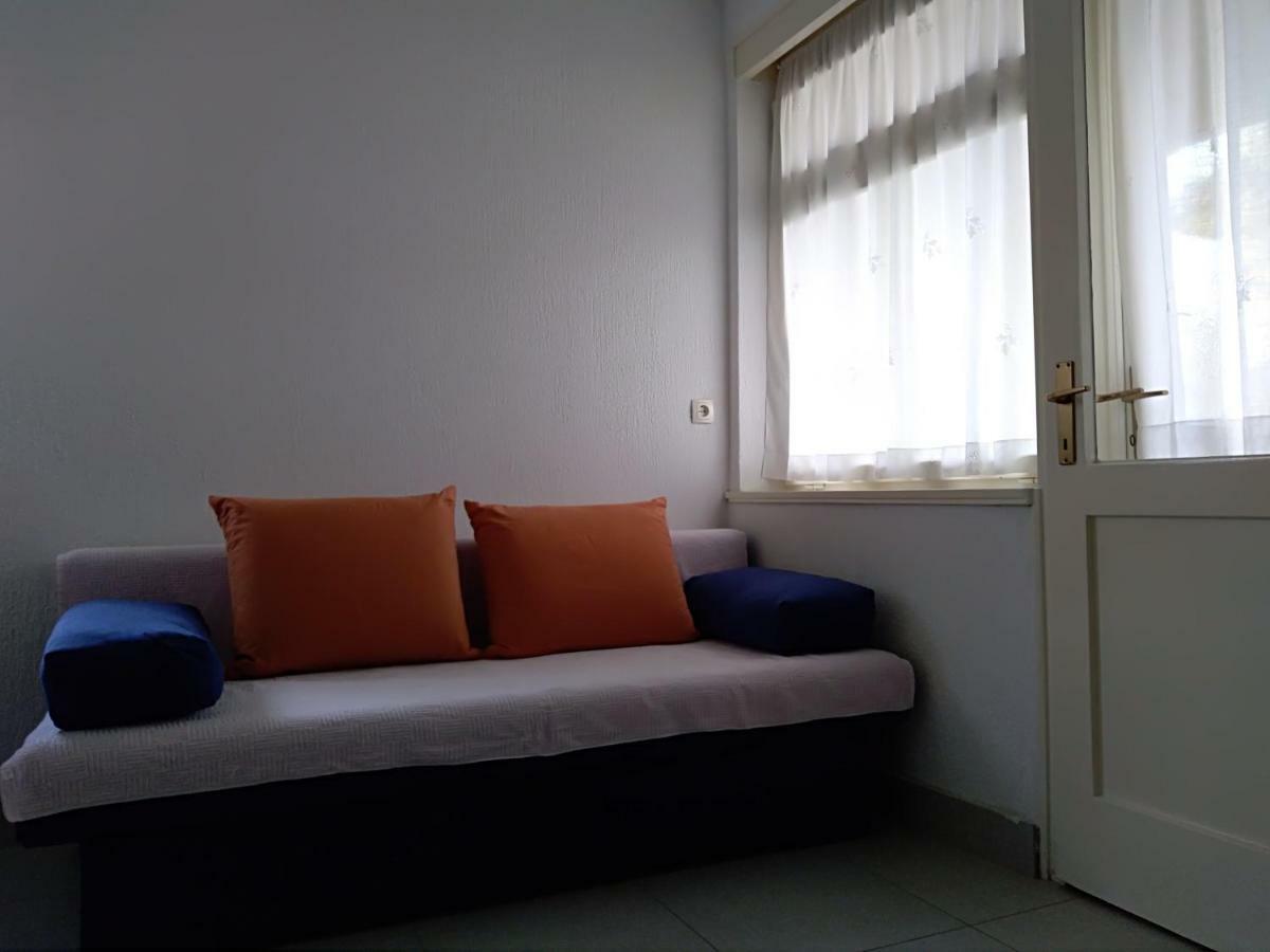 Apartman Lilly Ловран Екстериор снимка